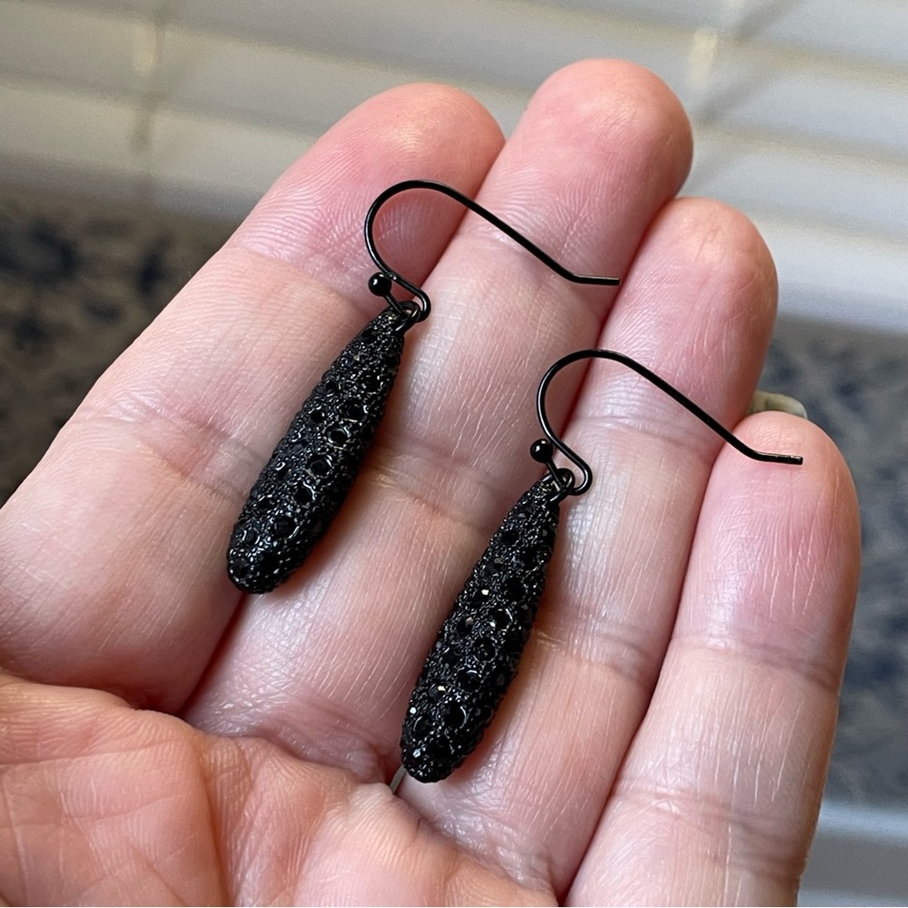 Black Lia Sophia (?) rhinestone dangle teardrop earrings goth sparkly - Picture 12 of 12